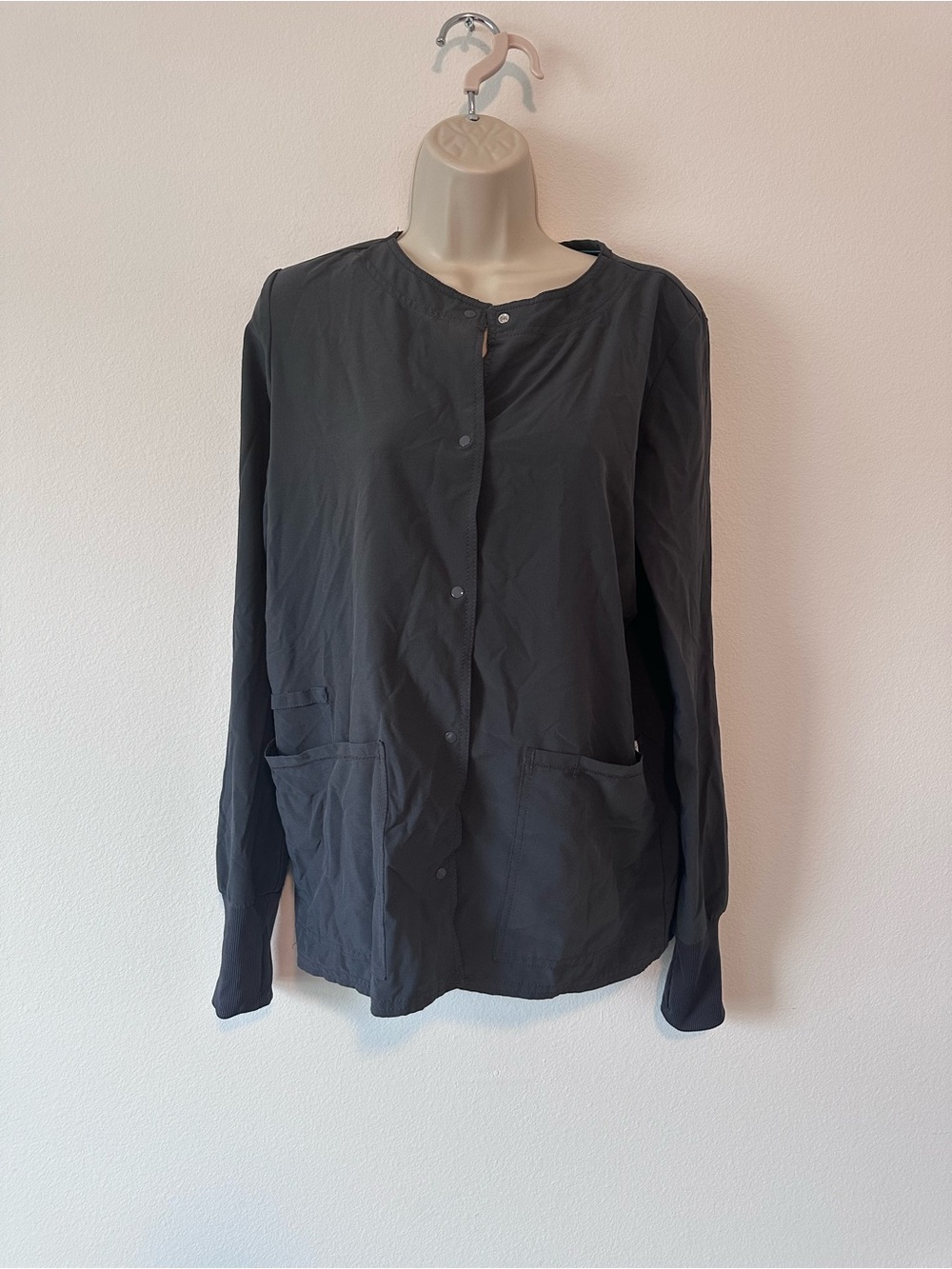 Gray Women's Button-Front Scrub Jacket